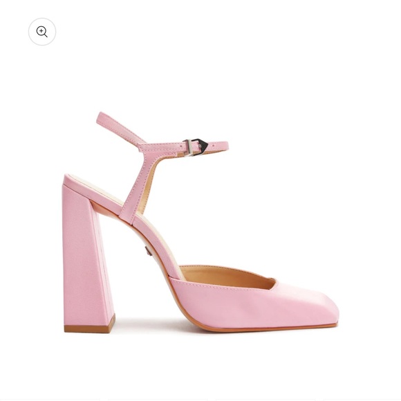 Rylie Satin Pump - Picture 2 of 8